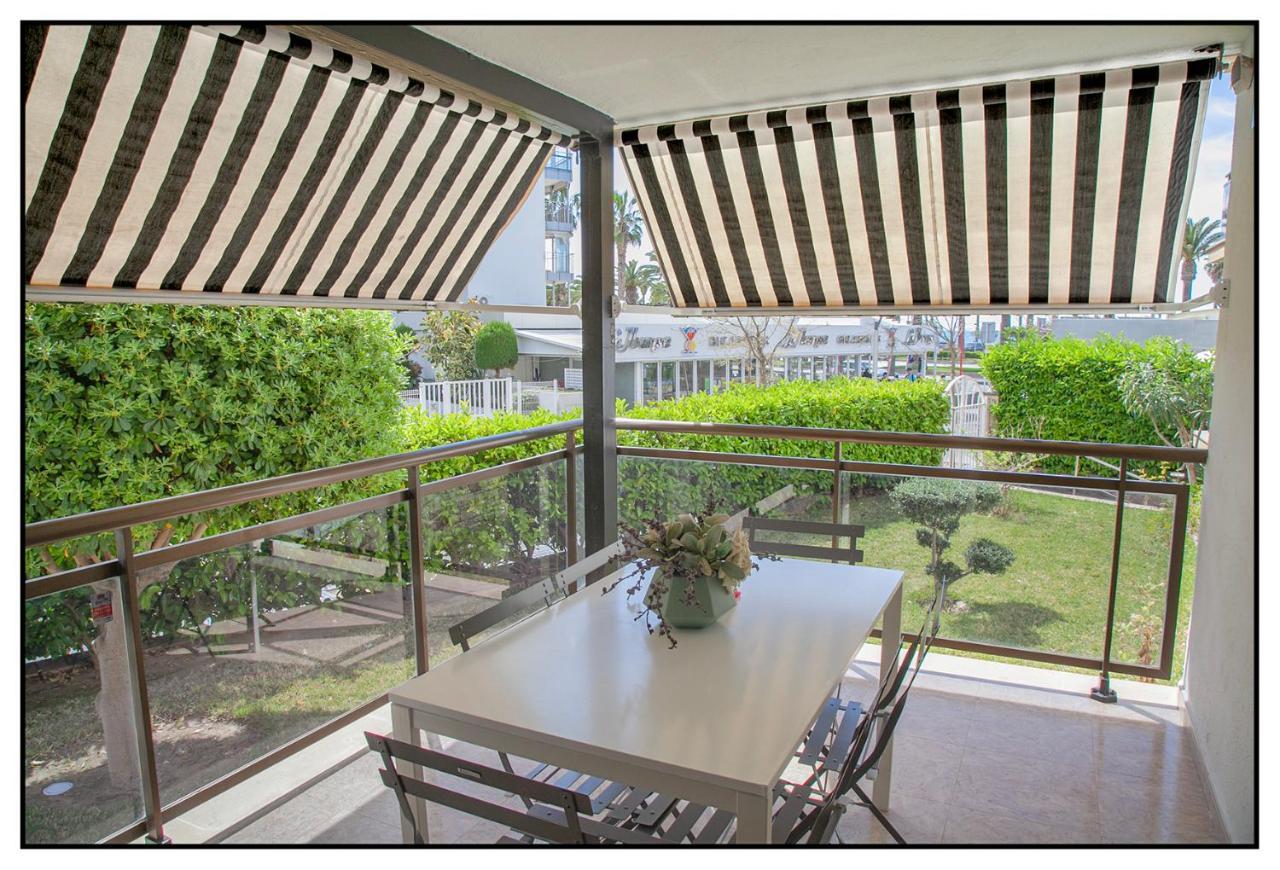 סאלו Apartamento Centrico Junto Al Mar - Wifi Free מראה חיצוני תמונה