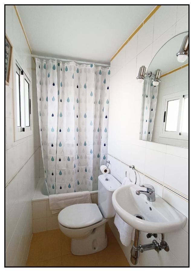 סאלו Apartamento Centrico Junto Al Mar - Wifi Free מראה חיצוני תמונה