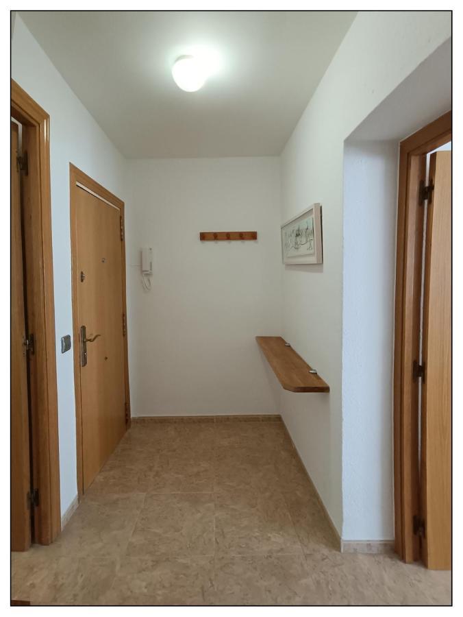 סאלו Apartamento Centrico Junto Al Mar - Wifi Free מראה חיצוני תמונה