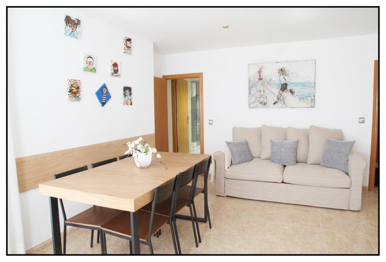 סאלו Apartamento Centrico Junto Al Mar - Wifi Free מראה חיצוני תמונה