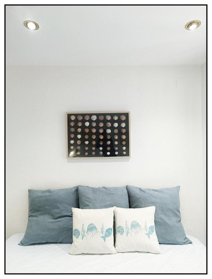 סאלו Apartamento Centrico Junto Al Mar - Wifi Free מראה חיצוני תמונה